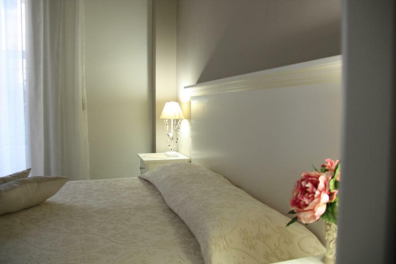 B&B Antico Corso คาตาเนีย ภายนอก รูปภาพ